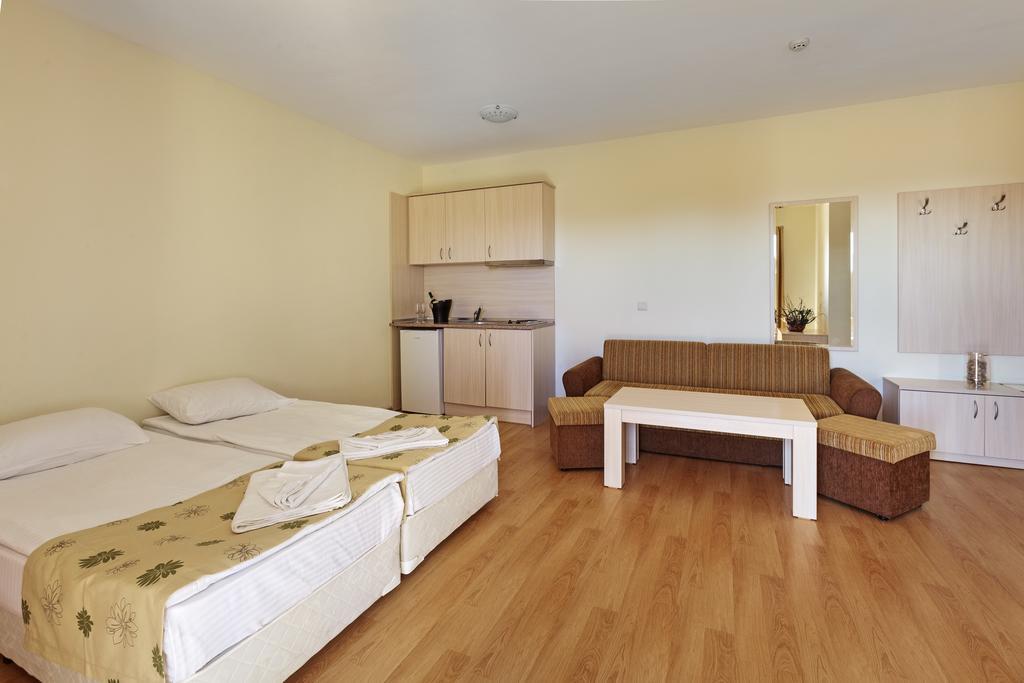 Serena Residence Aparthotel ソゾポル 部屋 写真