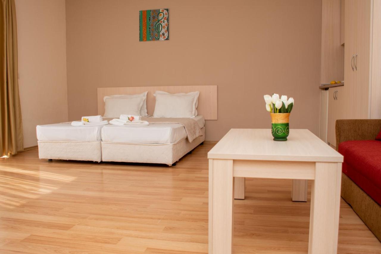 Serena Residence Aparthotel ソゾポル エクステリア 写真