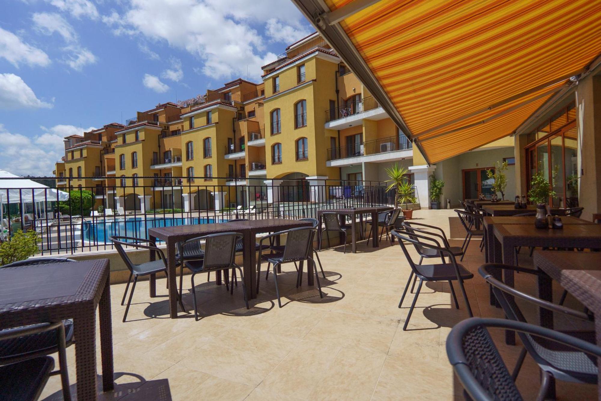 Serena Residence Aparthotel ソゾポル エクステリア 写真