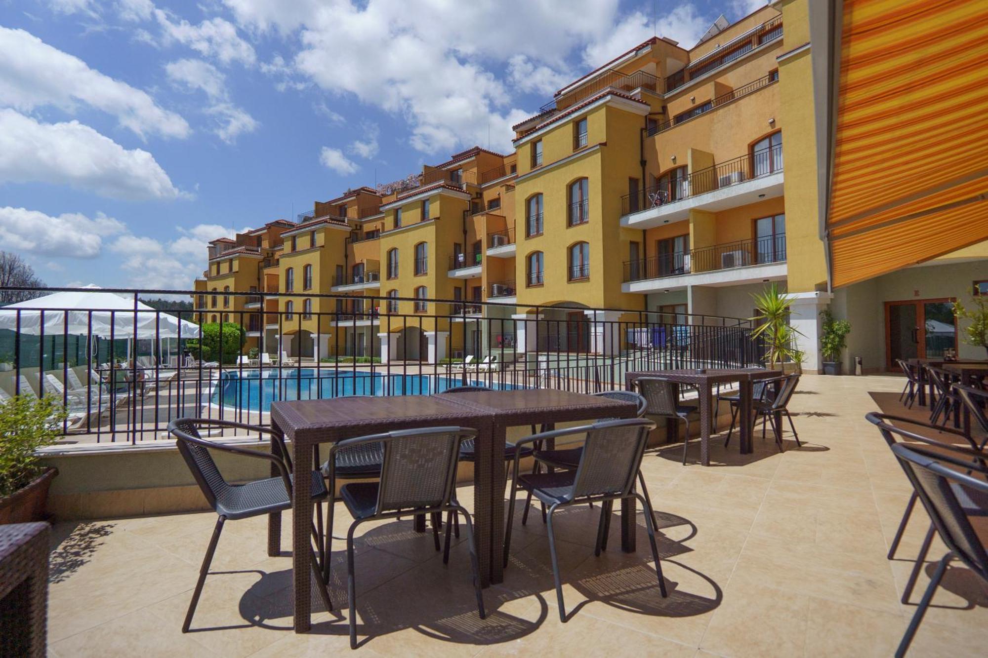 Serena Residence Aparthotel ソゾポル エクステリア 写真