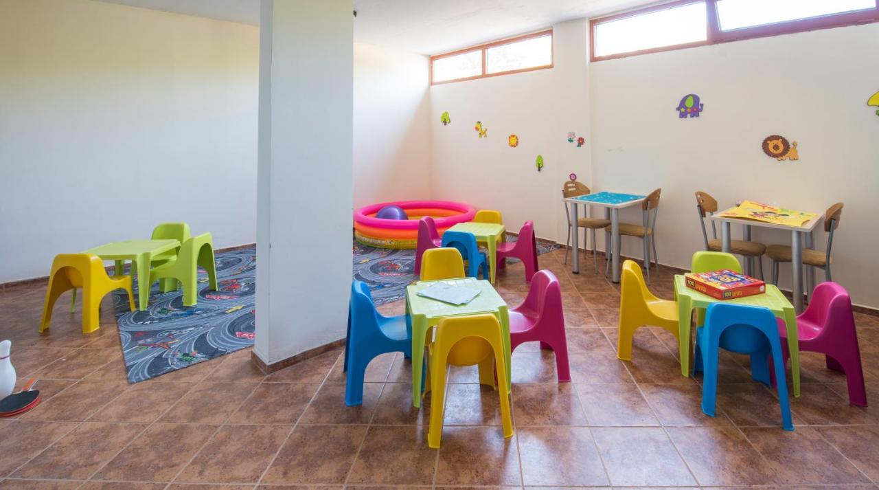 Serena Residence Aparthotel ソゾポル エクステリア 写真