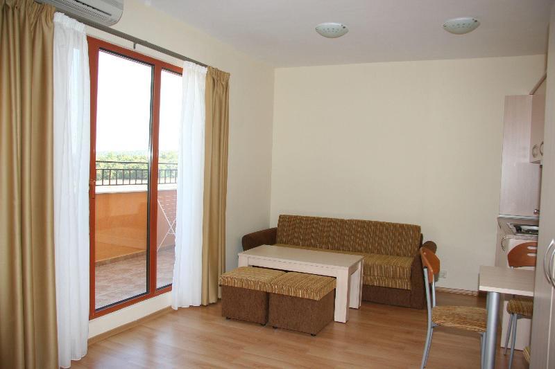 Serena Residence Aparthotel ソゾポル エクステリア 写真